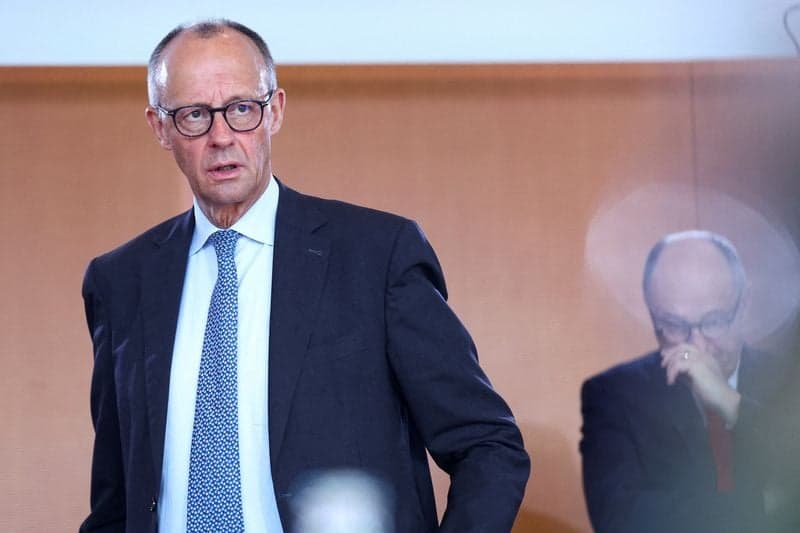 Featured image for article about Headlines