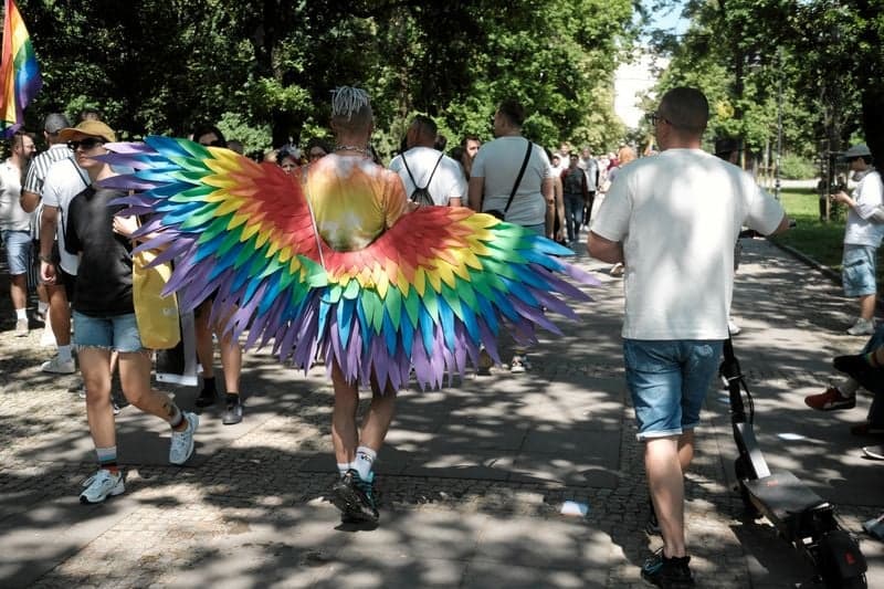 Poland acts to improve status of same-sex couples with cohabitation bill