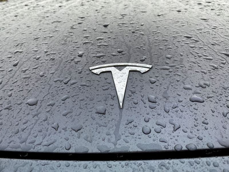 Tesla registrations slump in France and Sweden but surge in Norway in December