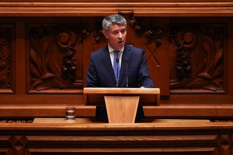 Featured image for article about Headlines