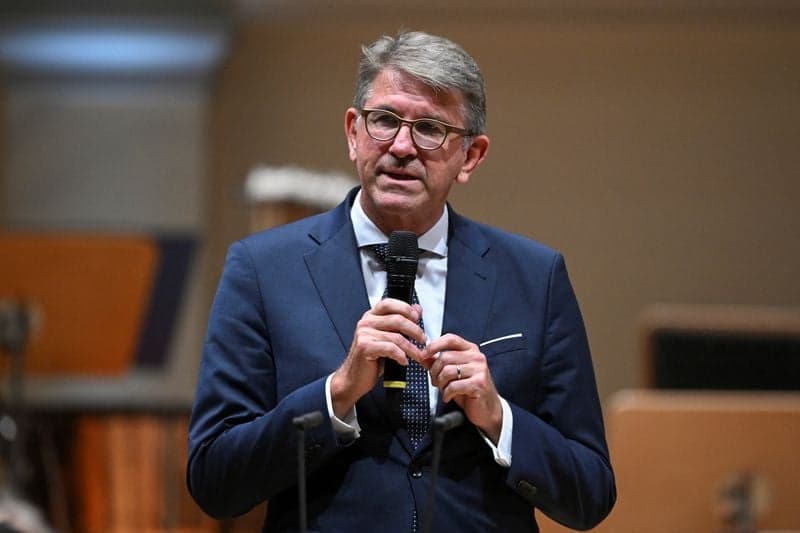 German minister calls for EU legal steps over Grok images on Musk's X