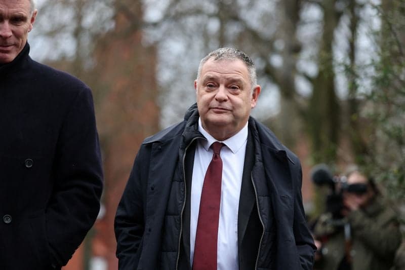 Featured image for article about Headlines