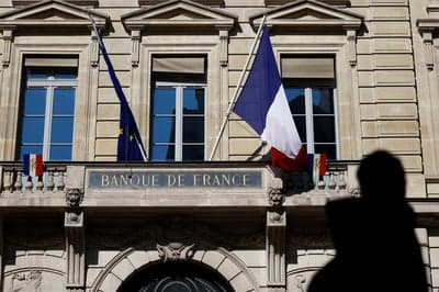 French central bank sees fourth quarter growth of at least 0.2%