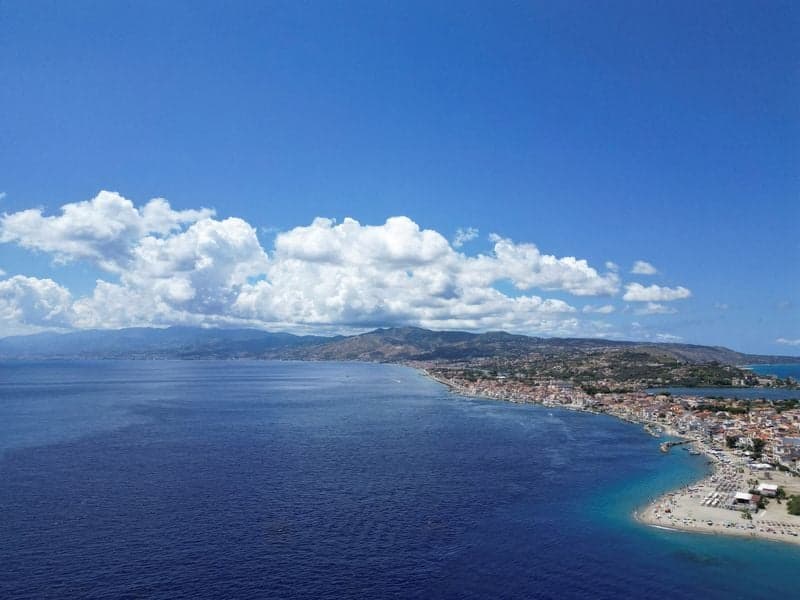 Italy loosens court control over public tenders, amid protests