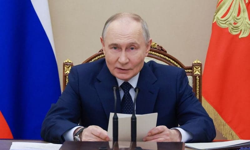 Putin amends law to let Russia ignore foreign criminal courts