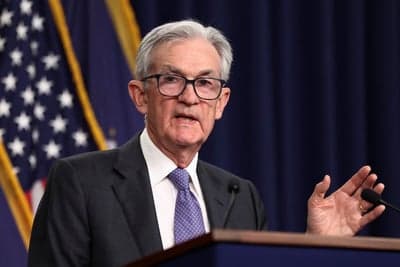 Global central bankers defend Fed's Powell after Trump threat