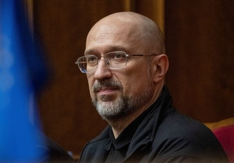 Featured image for article about Headlines