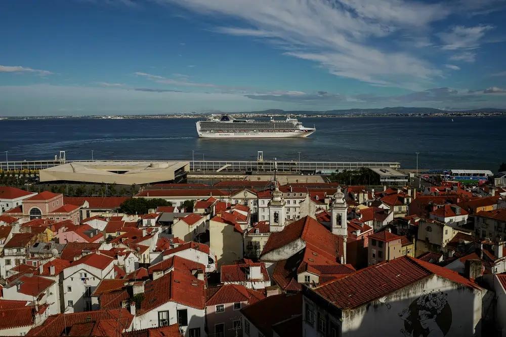 Featured image for article about Banking