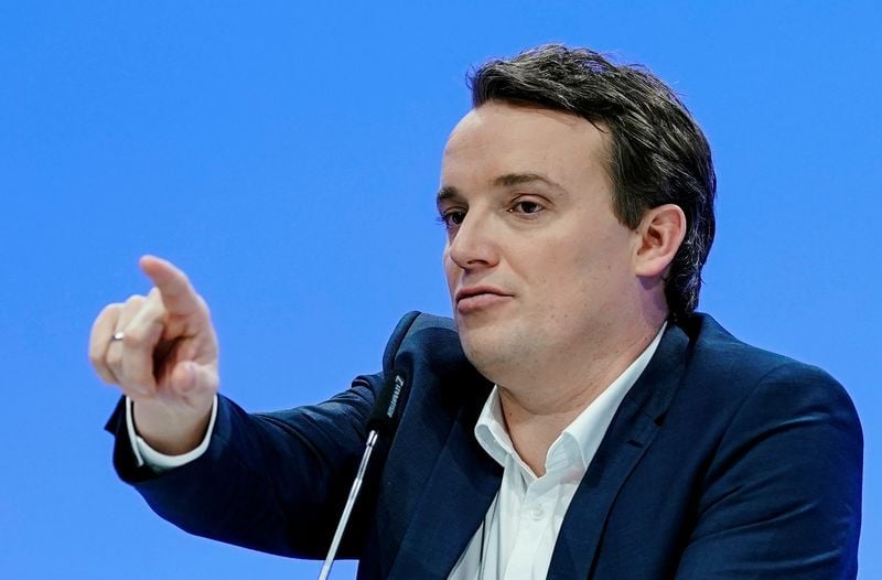 Featured image for article about Headlines