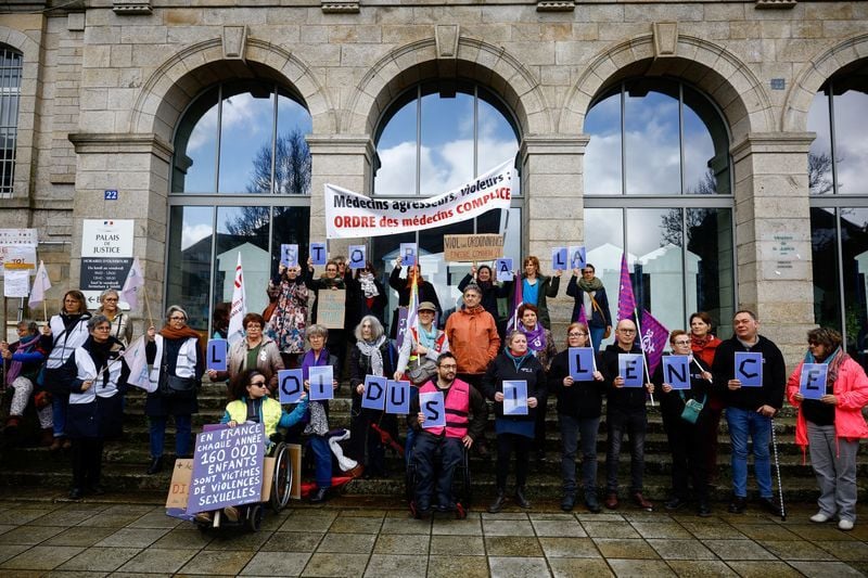 Featured image for article about Headlines