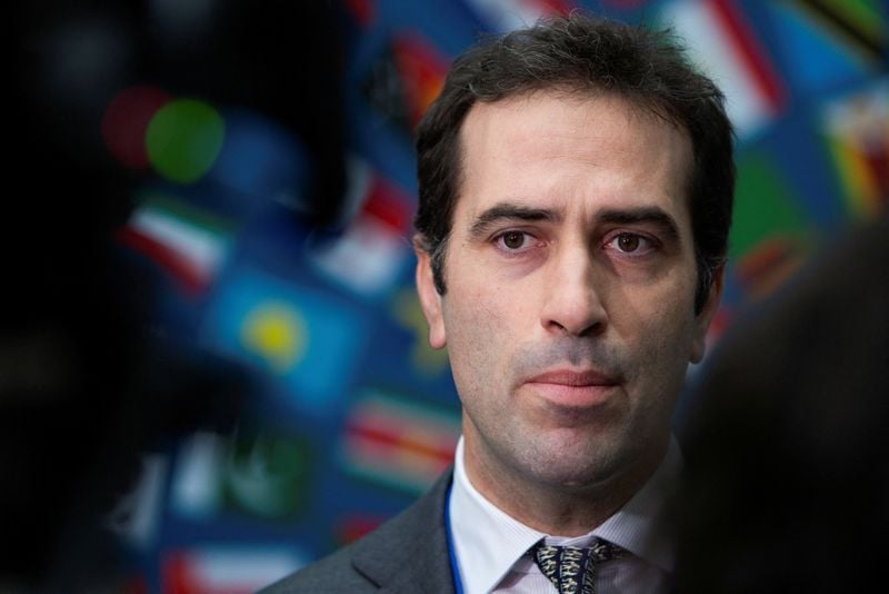 Featured image for article about Headlines