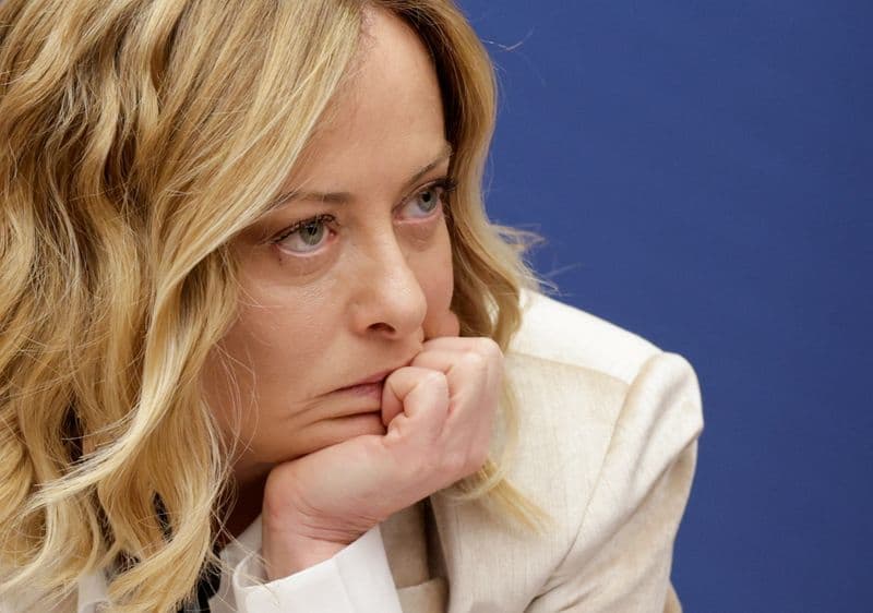 Featured image for article about Headlines