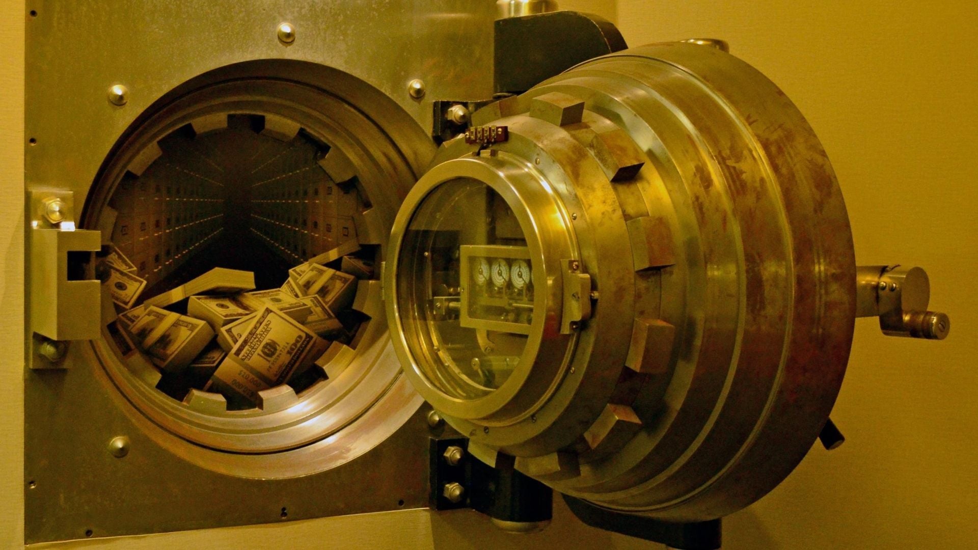 Featured image for article about Banking