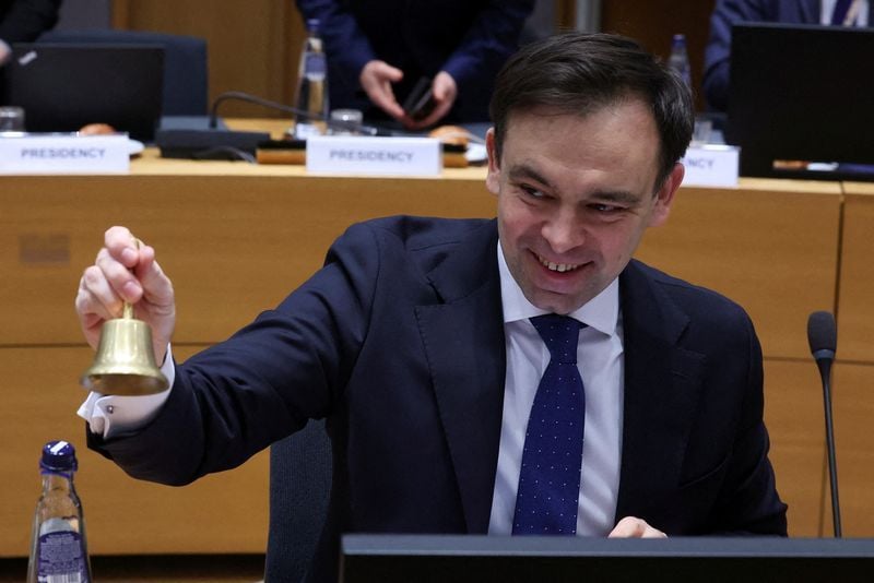 Featured image for article about Headlines