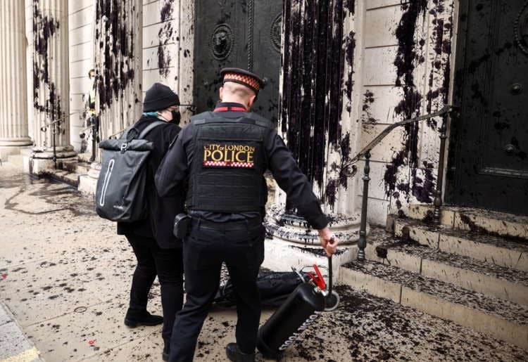 Featured image for article about Banking