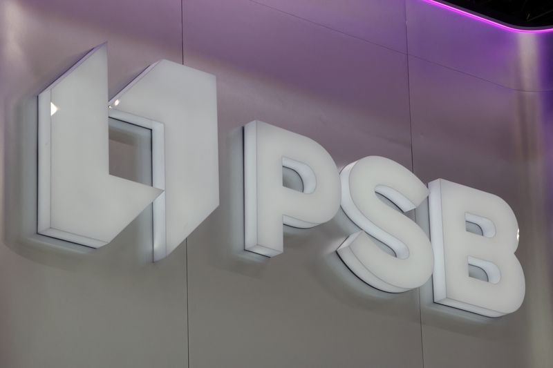 Featured image for article about Headlines