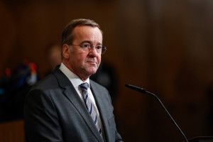 Featured image for article about Headlines