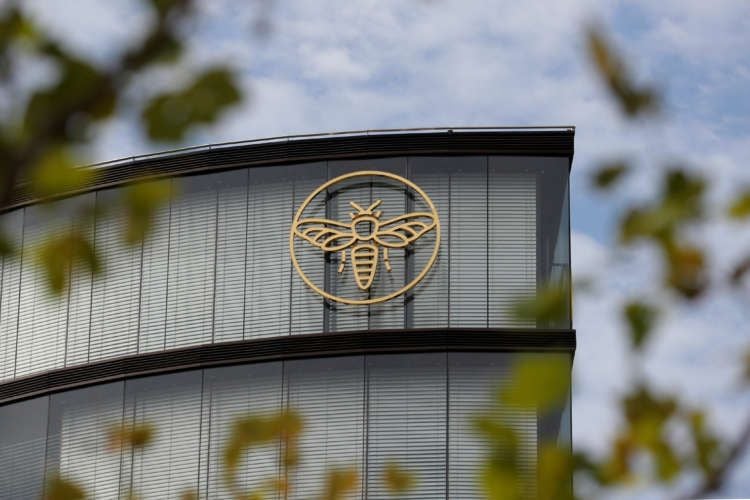 Featured image for article about Banking