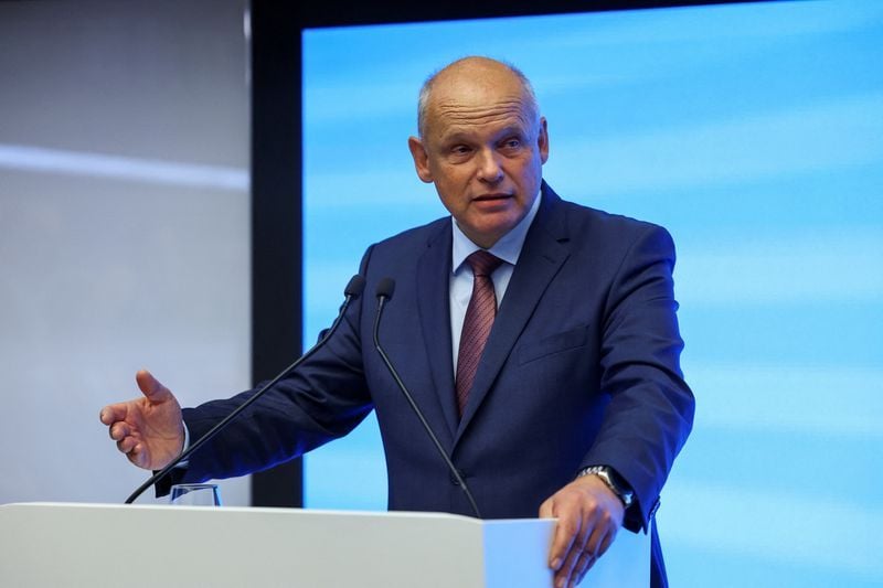 Featured image for article about Headlines