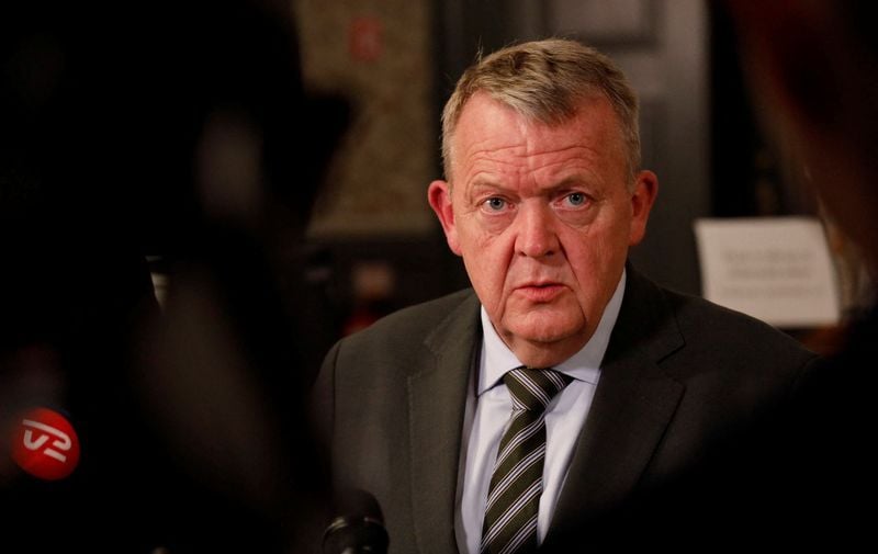 Featured image for article about Headlines