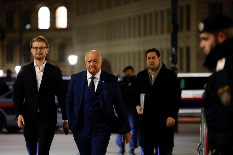 Featured image for article about Headlines