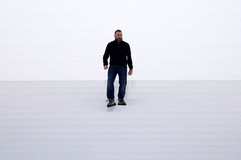 Featured image for article about Headlines