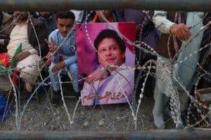 Featured image for article about Headlines