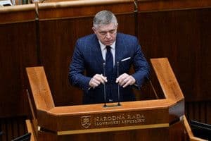 Featured image for article about Headlines