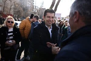 Featured image for article about Headlines