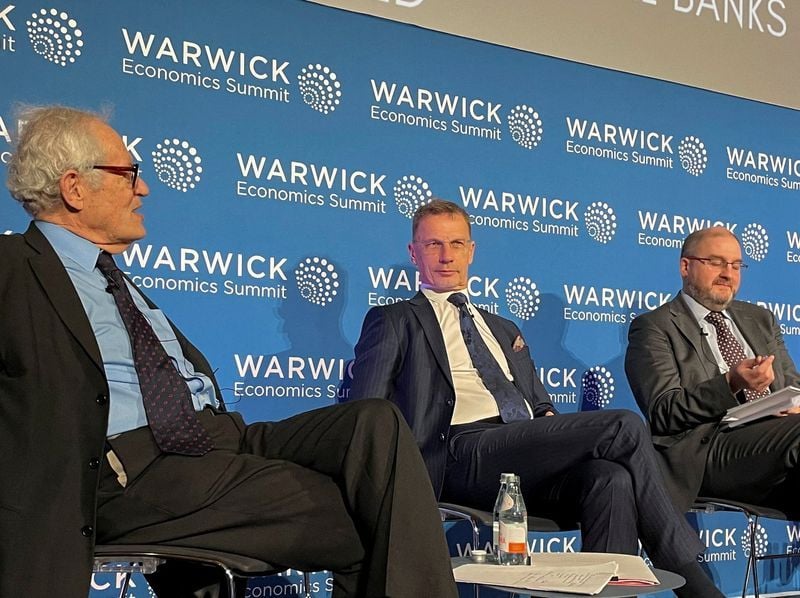 Featured image for article about Finance