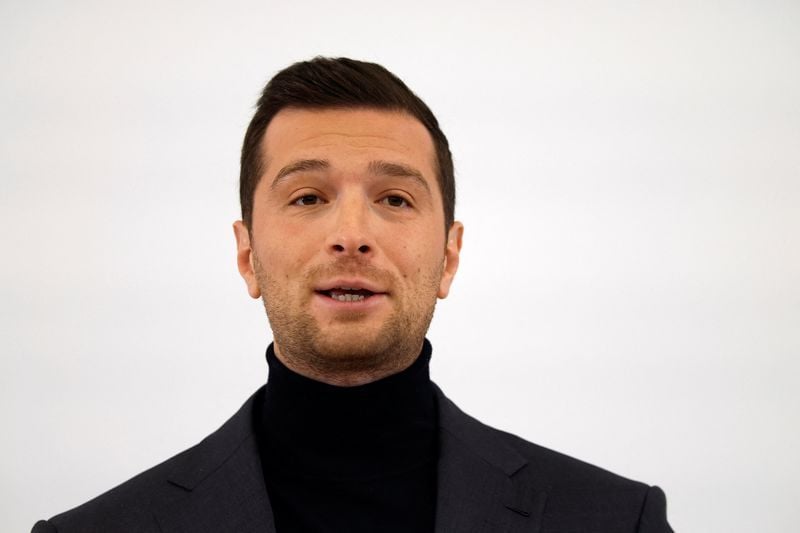 Featured image for article about Headlines