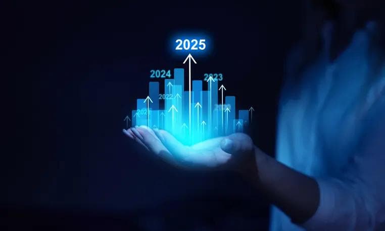 Understanding the Global Economy: Key Trends and Predictions for 2025