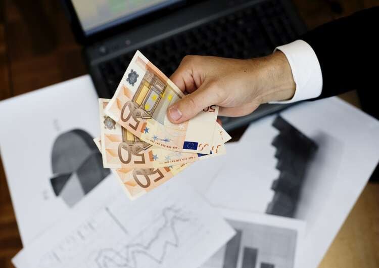 Featured image for article about Banking