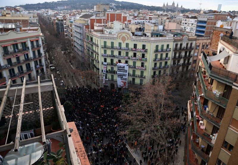 Featured image for article about Headlines