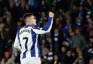 Featured image for article about Headlines