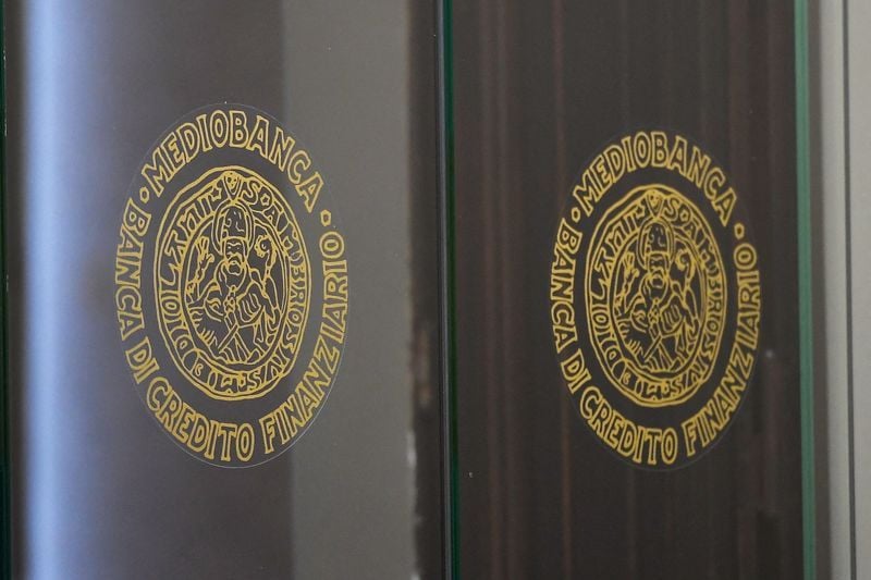 Featured image for article about Headlines