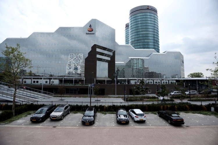 Featured image for article about Banking