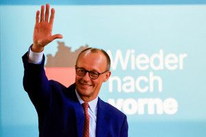 Featured image for article about Headlines