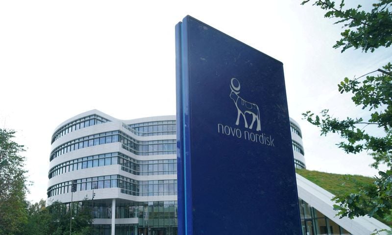 Featured image for article about Headlines