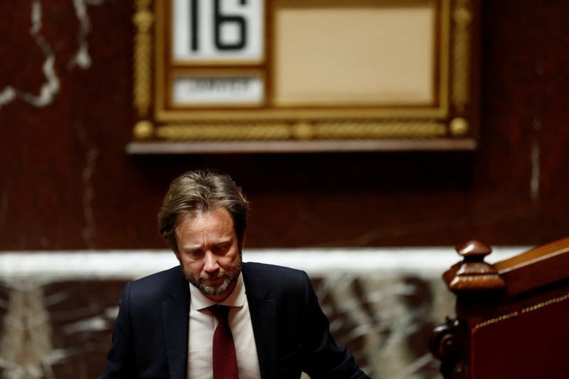 Featured image for article about Headlines