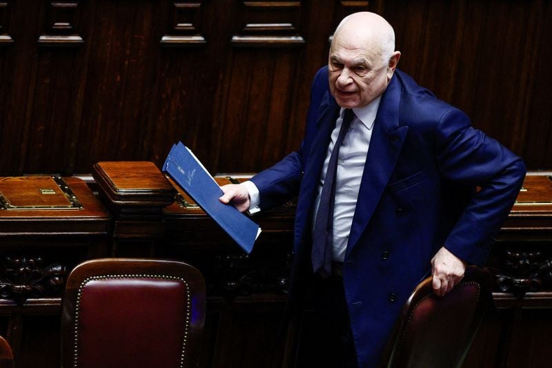 Featured image for article about Headlines