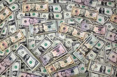 Image for Hedge fund investors want managers who trade macro, says SocGen survey