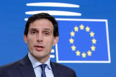 Image for EU carbon trading revamp to boost revenue return to industry, commissioner says