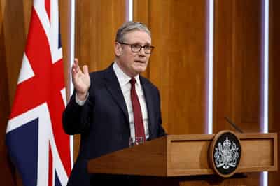 Image for UK PM Starmer assures Qatari leader of British solidarity after Iran attacks