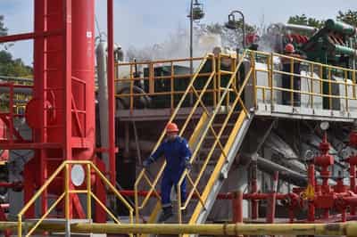 Image for Exclusive-Ukraine's Naftogaz in talks with Romania's OMV Petrom to develop Black Sea gas find, sources say