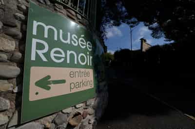 Image for Renoir paintings stolen from Riviera museum recovered, six people arrested
