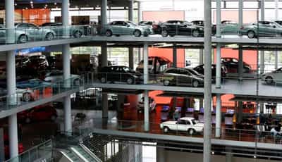 Image for German industry is losing green energy race, autos association warns