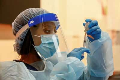 Image for U.S. to begin offering COVID-19 vaccine booster shots in September