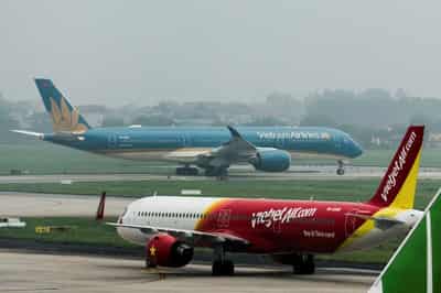 Image for Analysis-Asian airlines trim schedules and carry extra fuel as supplies tighten