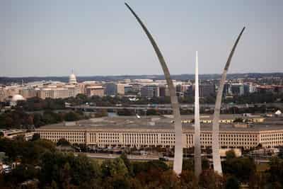 Image for US lawmakers back Australia submarine project in Pentagon letter